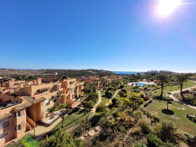 2 Bedroom Penthouse With A Private 360 Rooftop Terrace With Sea And Mountain Views Bahia de Casares Zewnętrze zdjęcie