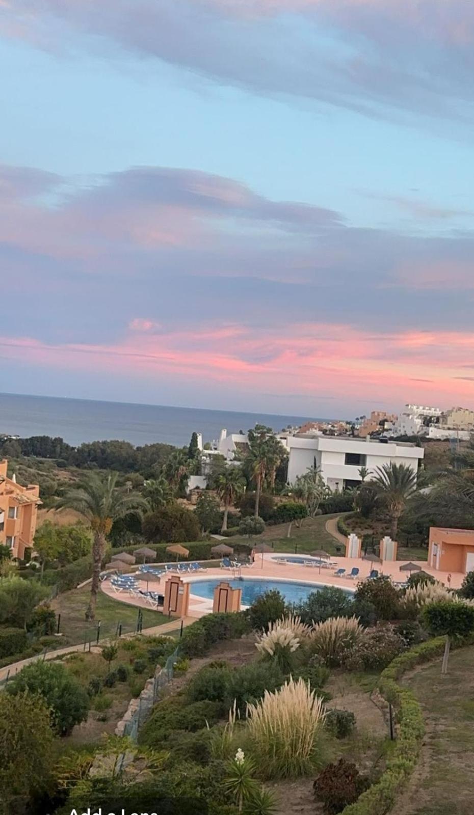 2 Bedroom Penthouse With A Private 360 Rooftop Terrace With Sea And Mountain Views Bahia de Casares Zewnętrze zdjęcie